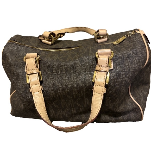 ⚡️flash sale on Michael Kors Bowling handbag - Picture 2 of 2